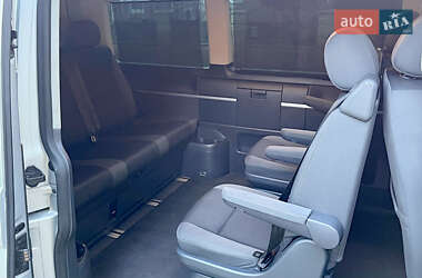 Минивэн Volkswagen Multivan 2011 в 