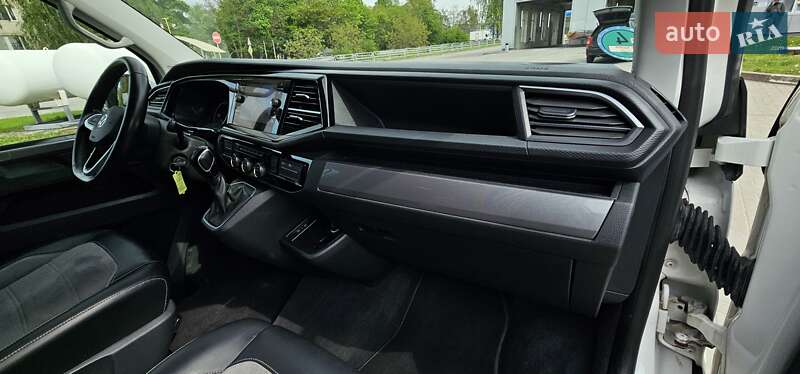 Минивэн Volkswagen Multivan 2020 в Тернополе