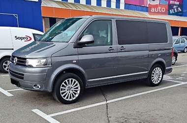Минивэн Volkswagen Multivan 2014 в Киеве