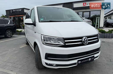 Минивэн Volkswagen Multivan 2019 в 