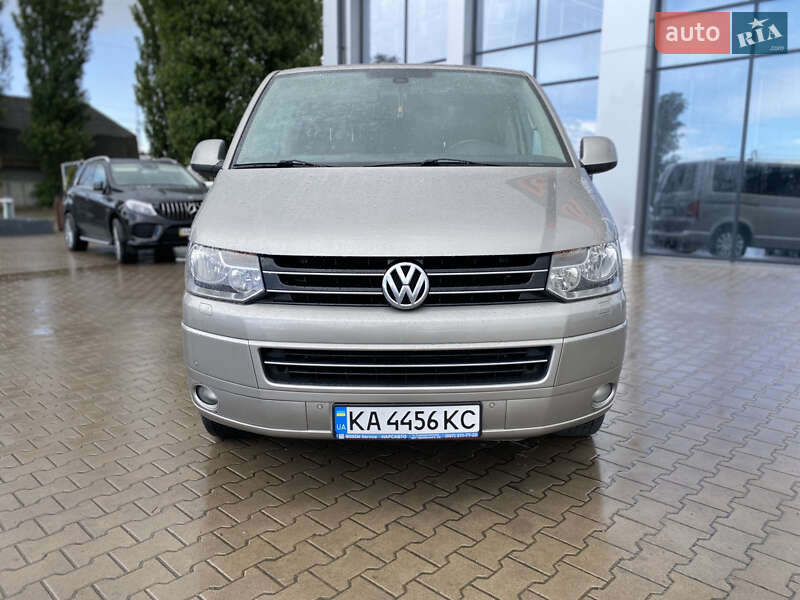 Минивэн Volkswagen Multivan 2012 в Киеве