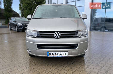 Минивэн Volkswagen Multivan 2012 в 