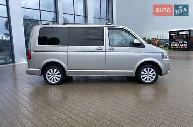 Минивэн Volkswagen Multivan 2012 в 