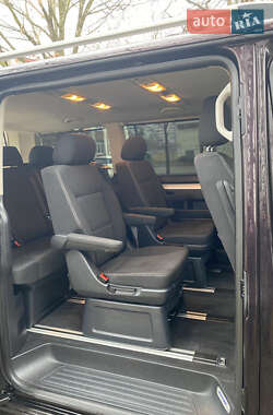 Минивэн Volkswagen Multivan 2016 в 