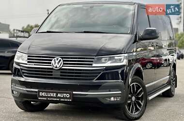 Минивэн Volkswagen Multivan 2020 в Киеве
