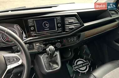 Мінівен Volkswagen Multivan 2020 в 
