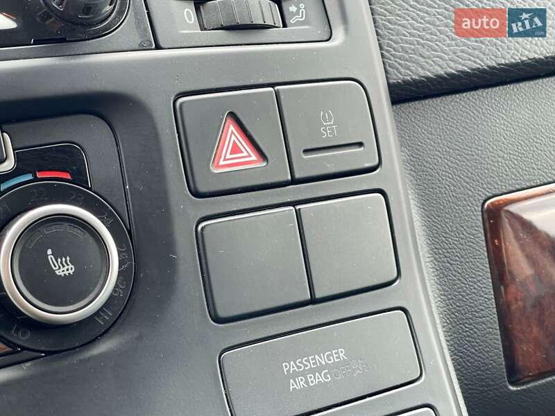 Мінівен Volkswagen Multivan 2013 в Києві
