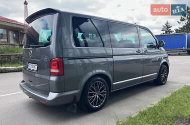 Мінівен Volkswagen Multivan 2011 в 