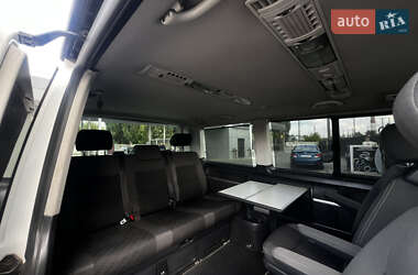 Мінівен Volkswagen Multivan 2010 в 