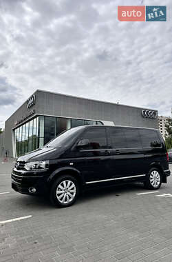 Минивэн Volkswagen Multivan 2012 в 