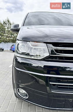 Минивэн Volkswagen Multivan 2012 в 