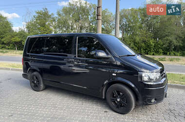 Мінівен Volkswagen Multivan 2013 в 