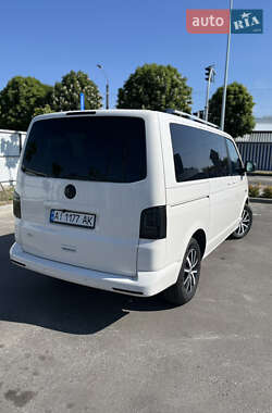 Мінівен Volkswagen Multivan 2013 в 