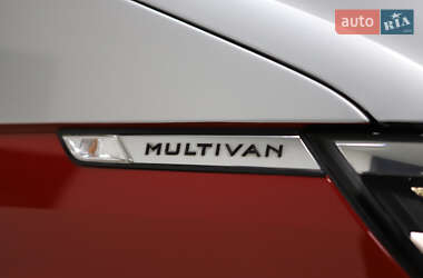 Минивэн Volkswagen Multivan 2020 в 