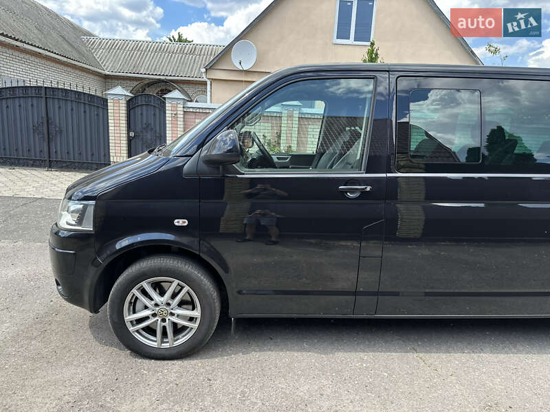 Минивэн Volkswagen Multivan 2015 в Змиеве