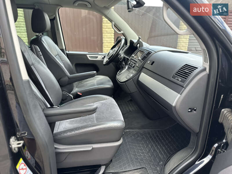 Минивэн Volkswagen Multivan 2015 в Змиеве