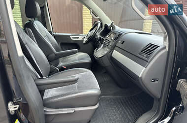 Минивэн Volkswagen Multivan 2015 в 