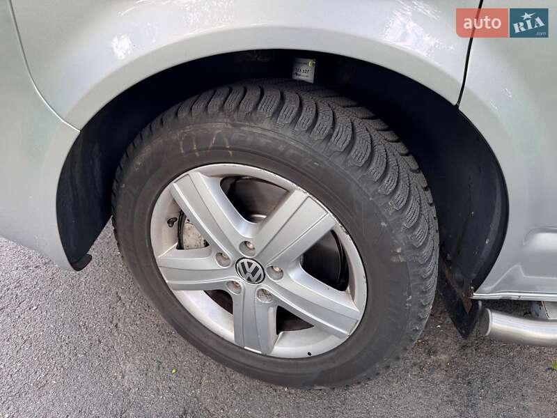 Мінівен Volkswagen Multivan 2012 в Києві