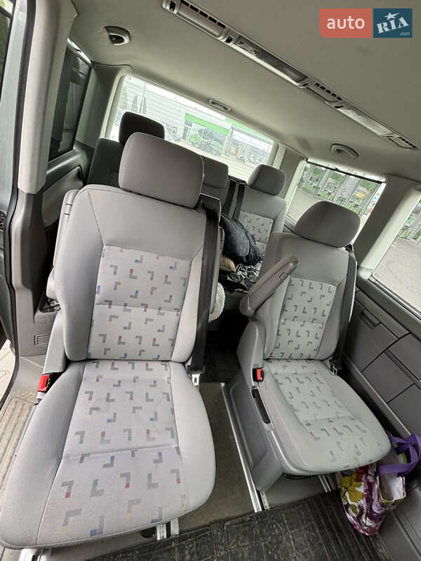 Минивэн Volkswagen Multivan 2005 в Житомире