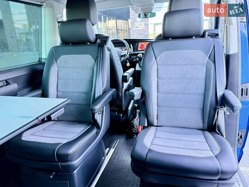 Мінівен Volkswagen Multivan 2020 в Чернівцях