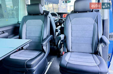 Минивэн Volkswagen Multivan 2020 в 