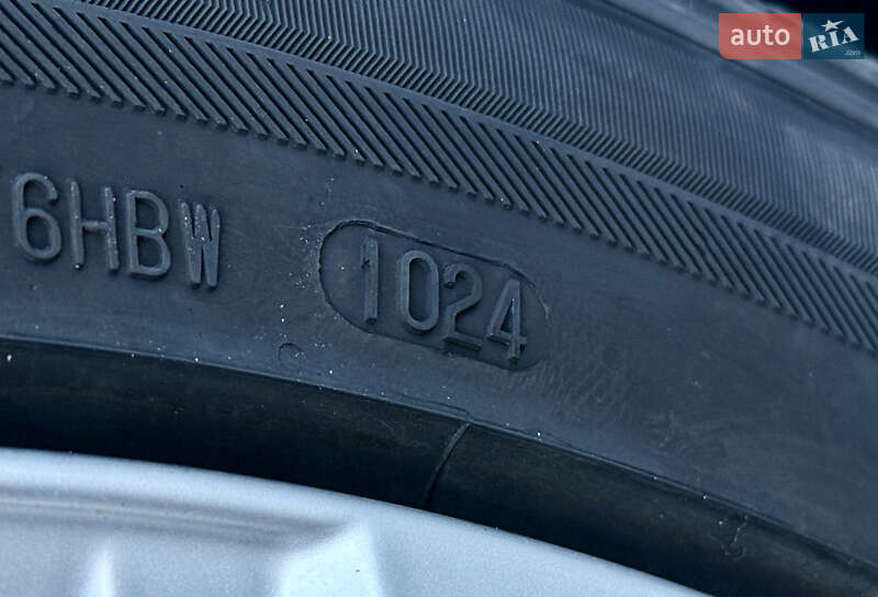 Мінівен Volkswagen Multivan 2020 в Чернівцях