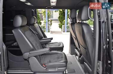 Минивэн Volkswagen Multivan 2015 в 