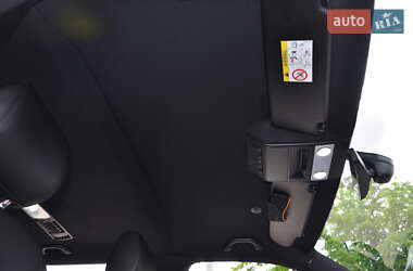 Минивэн Volkswagen Multivan 2015 в 