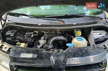 Минивэн Volkswagen Multivan 2010 в 