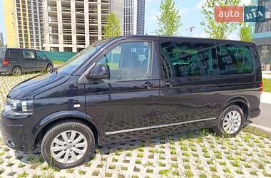Мінівен Volkswagen Multivan 2012 в 