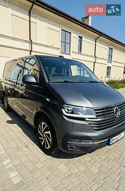 Мінівен Volkswagen Multivan 2024 в 