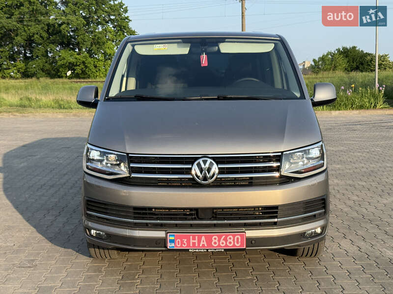Минивэн Volkswagen Multivan 2018 в 