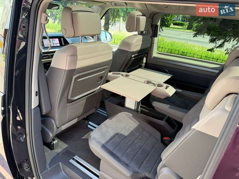 Минивэн Volkswagen Multivan 2023 в Черкассах