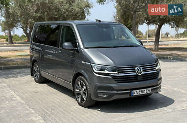 Минивэн Volkswagen Multivan 2020 в Львове