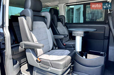 Минивэн Volkswagen Multivan 2023 в 
