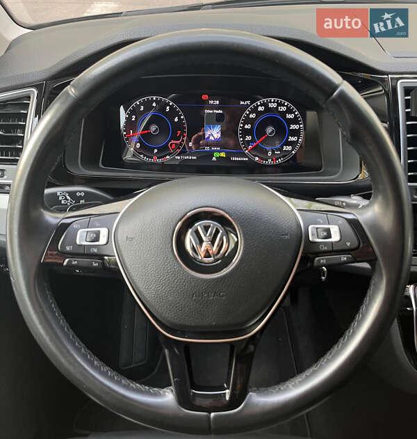 Минивэн Volkswagen Multivan 2019 в Киеве