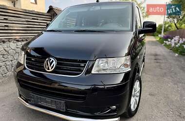 Минивэн Volkswagen Multivan 2009 в 