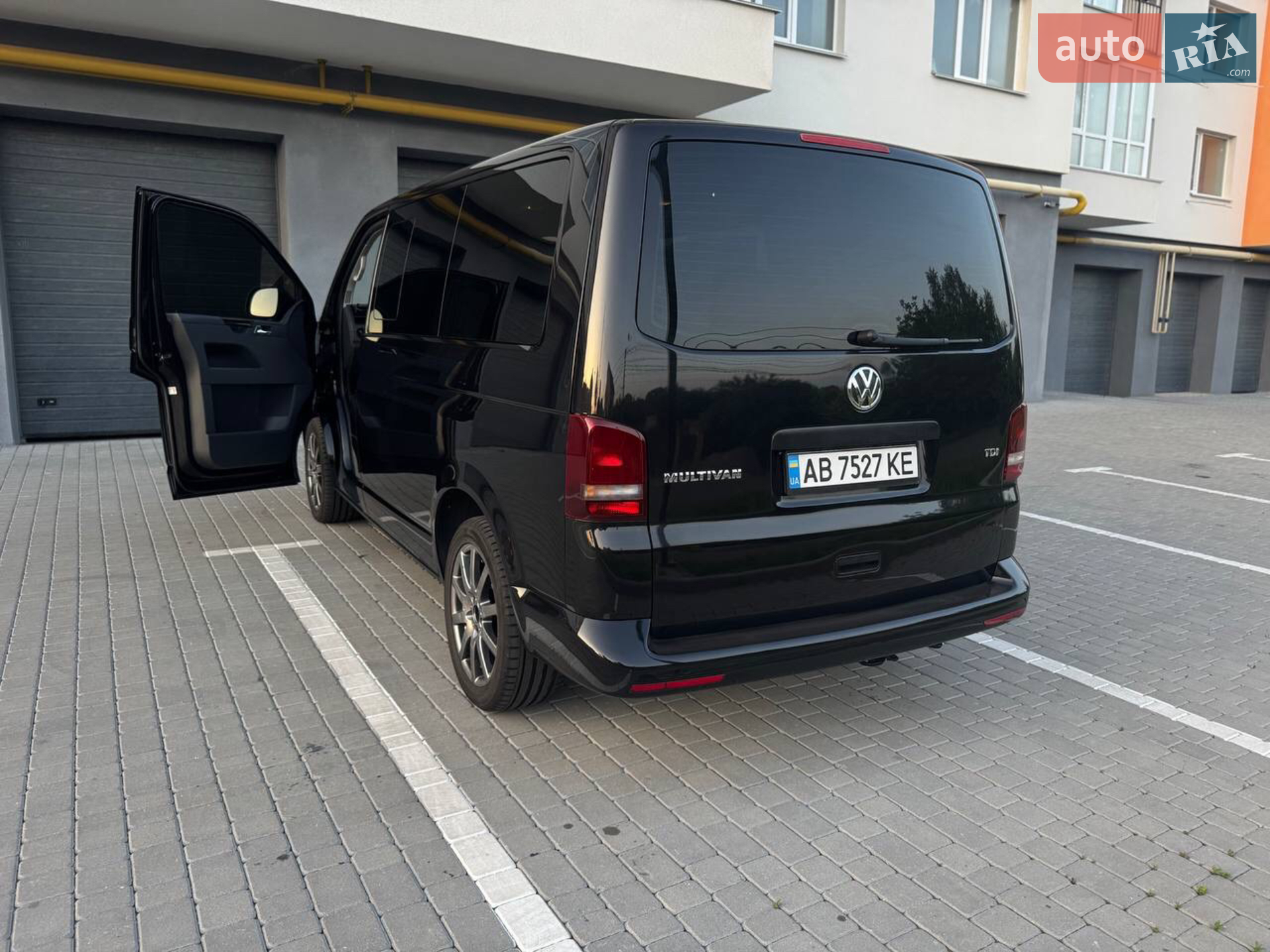 2010 Volkswagen Multivan - мініатюра 33
