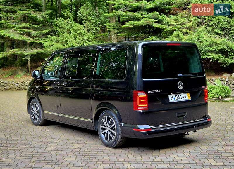 Минивэн Volkswagen Multivan 2017 в Сваляве