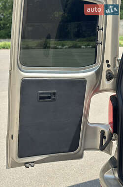 Минивэн Volkswagen Multivan 2006 в 