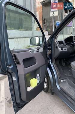 Минивэн Volkswagen Multivan 2008 в 