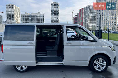 Минивэн Volkswagen Multivan 2020 в 