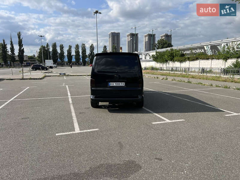 Минивэн Volkswagen Multivan 2010 в Киеве
