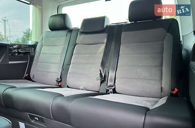 Минивэн Volkswagen Multivan 2020 в 