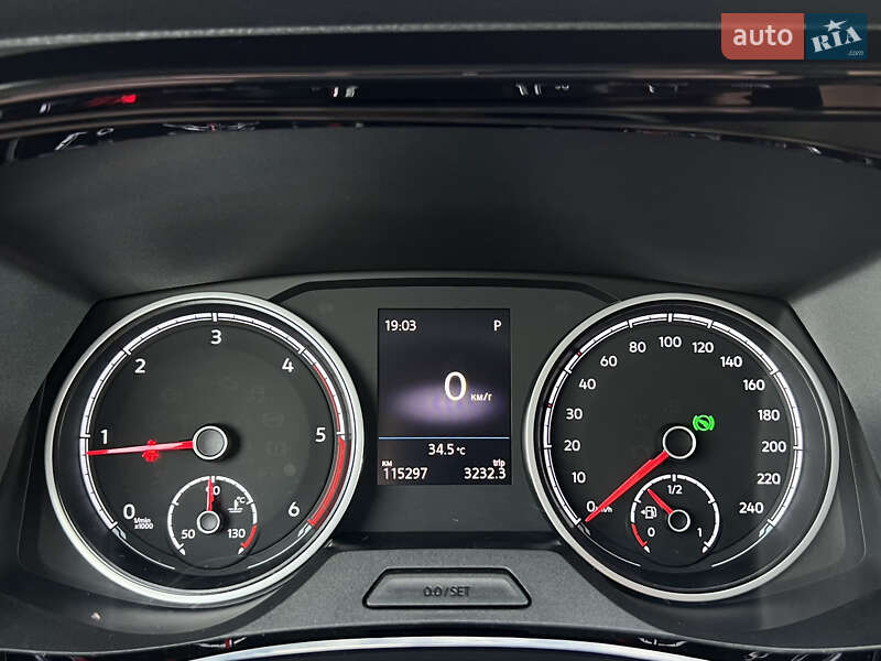 Минивэн Volkswagen Multivan 2020 в Киеве