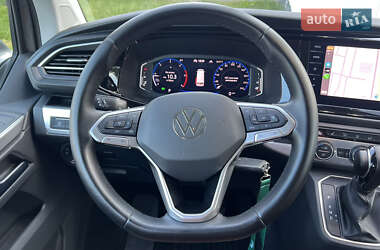 Минивэн Volkswagen Multivan 2020 в 
