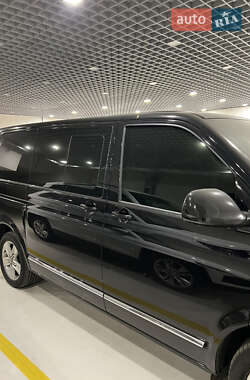 Минивэн Volkswagen Multivan 2016 в 