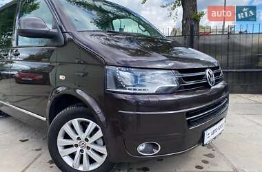 Минивэн Volkswagen Multivan 2014 в 