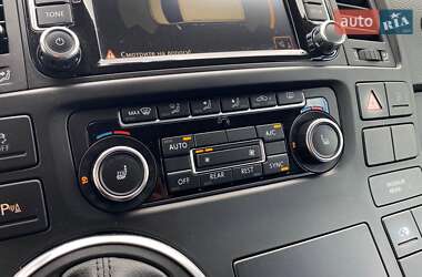 Минивэн Volkswagen Multivan 2014 в 