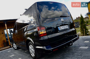 Минивэн Volkswagen Multivan 2009 в 